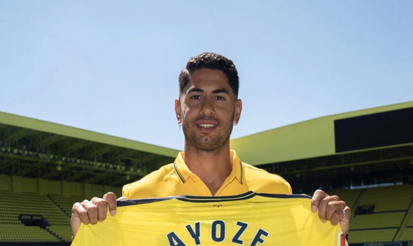 Ayoze, presentado con el Villarreal: «Llego aquí en el mejor momento de mi carrera»