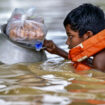 Bangladesh : près de 300 000 personnes réfugiées dans des abris après des inondations