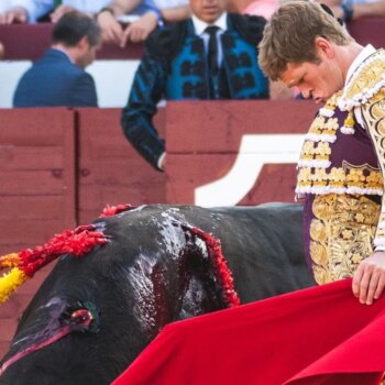 Borja Jiménez, del temple al arrebato, a hombros en Tarazona