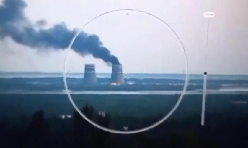 Brandursache unbekannt: Videos zeigen dunklen Rauch am Atomkraftwerk Saporischschja