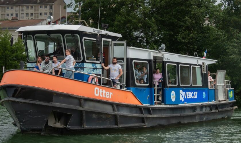 « Ça me relaxe » : les bateaux-bus sur la Marne font le plein et pourraient devenir un mode de transport pérenne