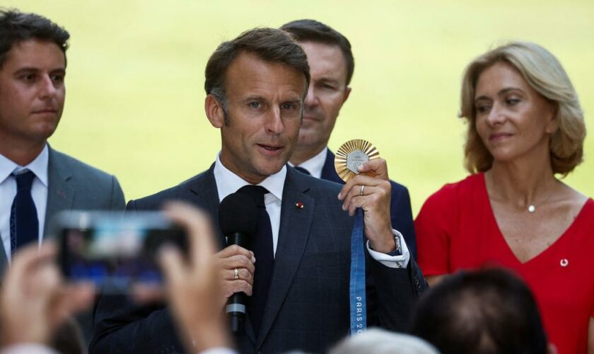 «Ce matin, on a tous une forme de nostalgie»: Emmanuel Macron cherche à prolonger la parenthèse des Jeux olympiques