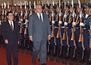 China: Wie das Land in Menschenrechtsfragen Kanzler Helmut Kohl auflaufen ließ