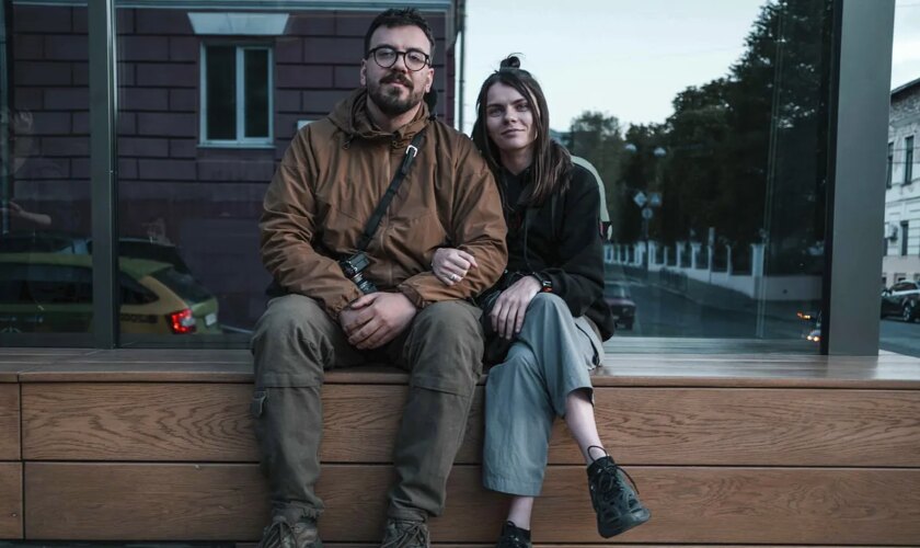 De fotografiar bodas a ser los ojos de la guerra de Ucrania