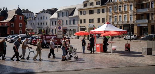 Demokratie in Ostdeutschland: Brauchen wir die etablierten Parteien noch?