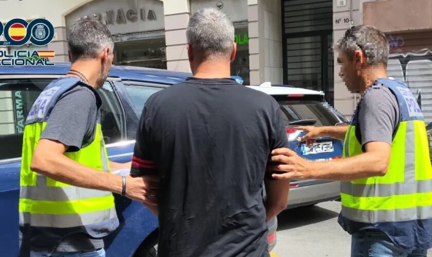 Detenido por cuatro agresiones sexuales a mujeres en portales de viviendas en Málaga