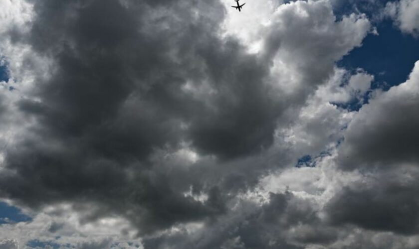 Auch für die nächsten Tage hat der Deutsche Wetterdienst (DWD) für Hessen durchwachsenes Wetter angekündigt. (Symbolbild) Foto: