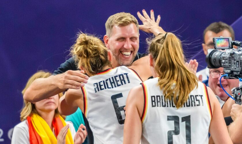 Die Highlights aus Paris: Deutsche 3x3-Basketballerinnen gewinnen sensationell Gold – und Dirk Nowitzki freut sich mit