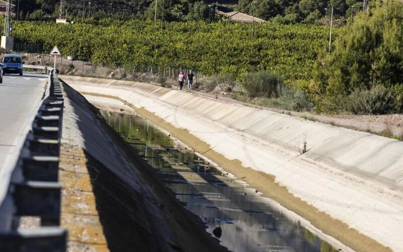 El Gobierno culpa al alcalde de Madrid del recorte al trasvase Tajo-Segura en respuesta a los regantes levantinos