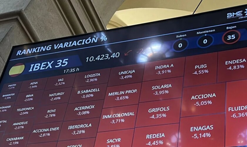 El Ibex cae un 0,2% en la apertura tras el 'lunes negro', pero repunta diez minutos más tarde un 0,38%