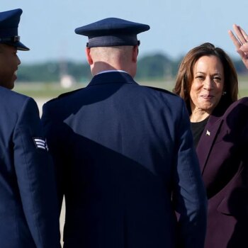 El recrudecimiento de la guerra en Oriente Próximo complica la estrategia electoral de Kamala Harris