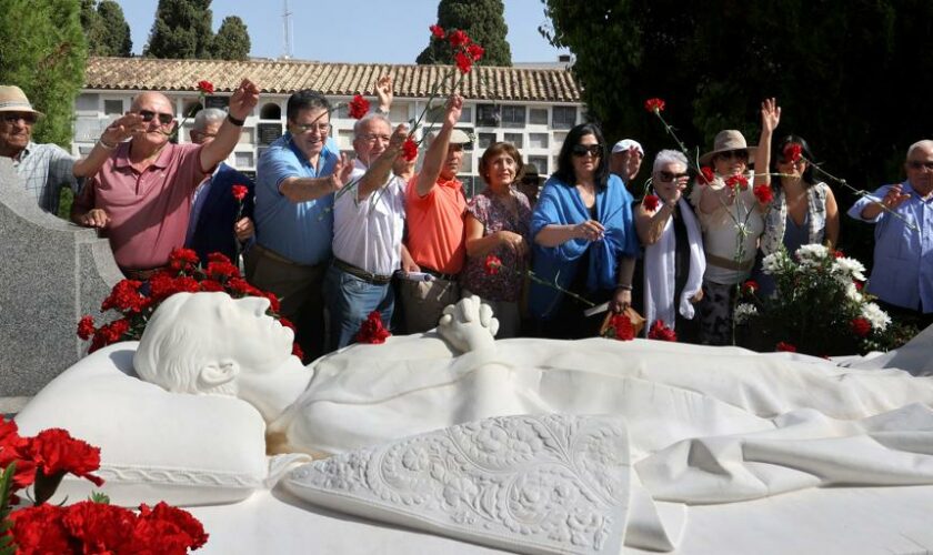 El recuerdo de Manolete manda en Córdoba en el 77 aniversario de su muerte