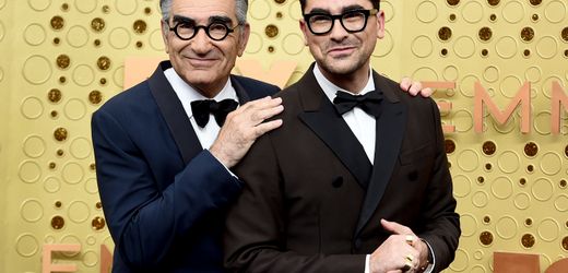 Eugene und Dan Levy: »Schitt’s Creek«-Erfolgsduo moderiert die Emmy-Verleihung