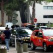 Explosion outside French synagogue injures police officer