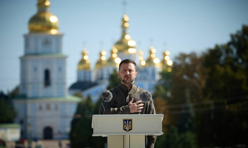 Fête de l’indépendance de l’Ukraine : Volodymyr Zelensky promet des « représailles » à la Russie