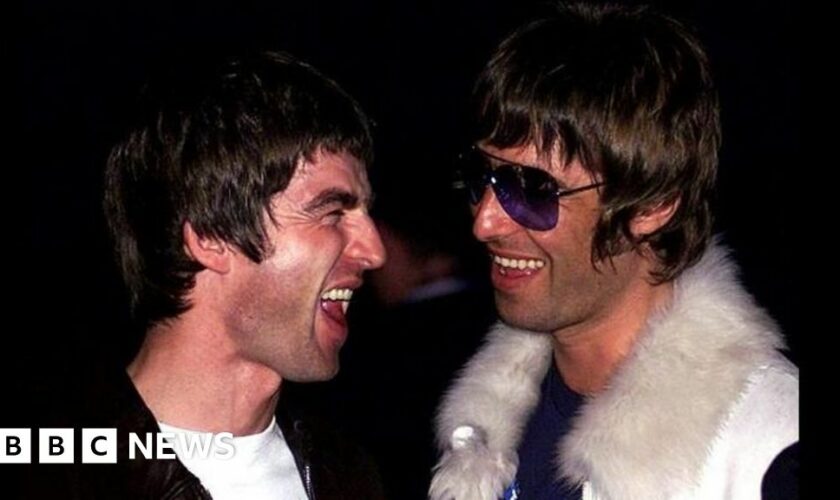 Gallagher brothers tease Oasis reunion