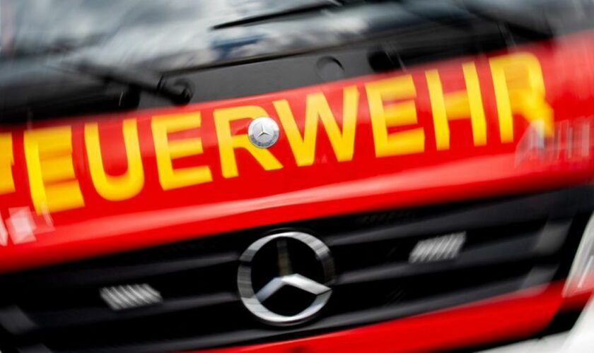 Die Feuerwehr ist zu einem Brand mehrere Wohnmobile im Kreis Ludwigsburg gerufen worden (Symbolfoto) Foto: Hauke-Christian Dittr