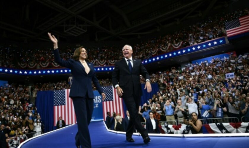 Kamala Harris und Tim Walz