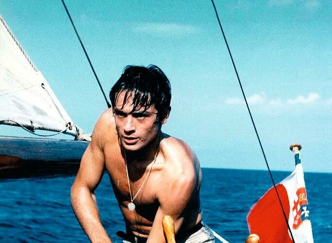 «Il en fallait peu pour atteindre cette âme sensible»: Alain Delon raconté par Marie-Noëlle Demay, rédactrice en chef au Figaro