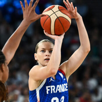 JO 2024 - Basket : les Bleues surclassent l'Allemagne avec une grande Marine Johannès