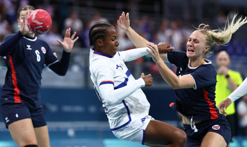 JO 2024 - Handball : les Bleues butent contre la Norvège et se consolent avec l'argent