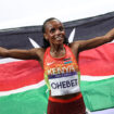 JO 2024 : la Kényane Beatrice Chebet s'offre une 2e médaille d'or avec le 10 000 m