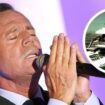 Julio Iglesias estrena nuevo yate: valorado en siete millones de euros y tiene el nombre de uno de sus hijos