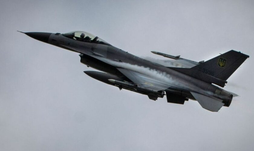 Die F-16-Maschinen aus amerikanischer Produktion sollen die russischen Angreifer vor Probleme stellen. Foto: Efrem Lukatsky/AP/d