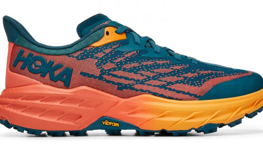 Les chaussures Hoka Speedgoat 5 sont en promotion et vont transformer vos trails en balades de santé