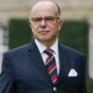 Matignon: plutôt bienveillante, la droite fixe des lignes rouges à la nomination de Bernard Cazeneuve