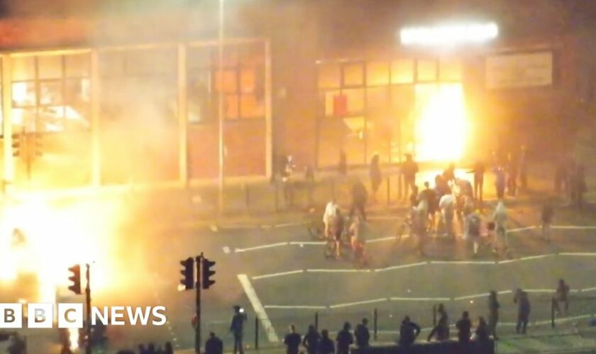 New video shows Liverpool library riot and police attack