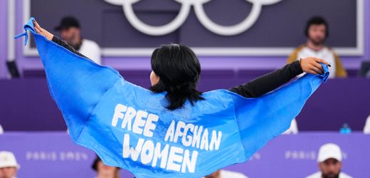 Olympia 2024: Breaking: Afghanische Breakerin Talash setzt ein Zeichen für Frauenrechte und wird disqualifiziert