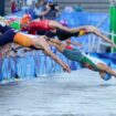 Die deutschen Triathleten gewinnen in der Mixed-Staffel die erhoffte Medaille. Foto: Vadim Ghirda/AP/dpa