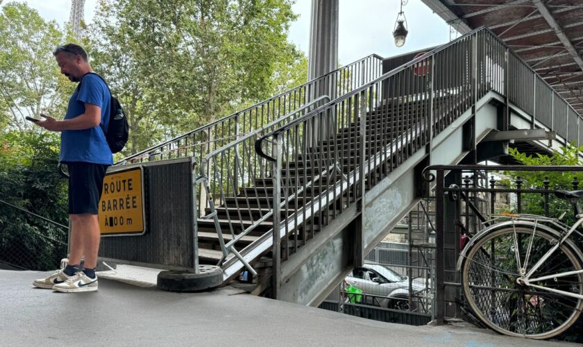 Paris : la passerelle du pont de Bir-Hakeim fermée en urgence à cause d’un risque d’effondrement