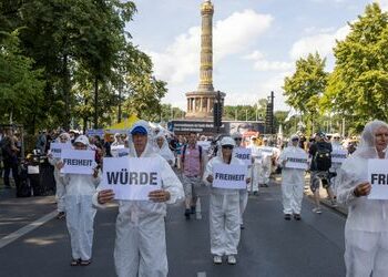 »Querdenker« demonstrieren wieder in Berlin