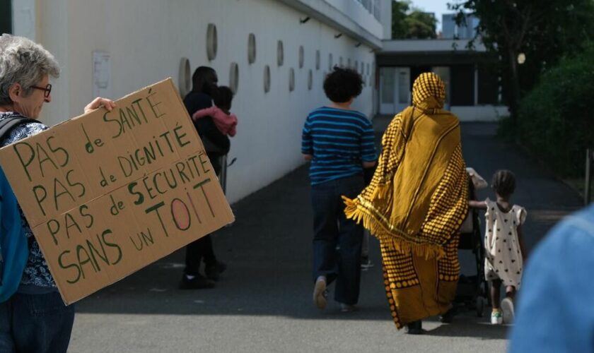 Romainville : une famille en attente de logement social trouve refuge dans une classe de maternelle