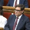 Salvador Illa sortea el show de Puigdemont y es investido presidente de la Generalitat gracias a ERC mientras pide: "Nadie debe ser detenido"