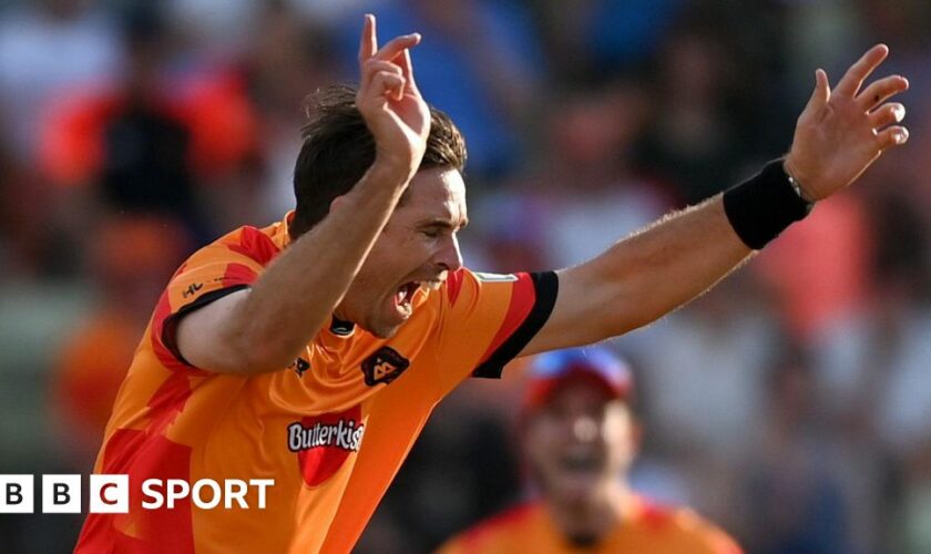 Birmingham Phoenix's Tim Southee celebrates taking a wicket against Trent Rockets during The Hundred 2024