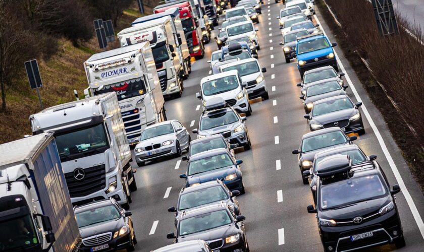 Strafen im Ausland: Auto weg oder sogar Gefängnis: Welche Verkehrsregeln Sie im Ausland kennen sollten