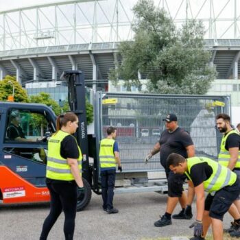 Vor dem Stadion des Taylor-Swift-Konzerts wollte der IS-Anhänger ein Blutbad anrichten. Foto: Florian Wieser/APA/dpa