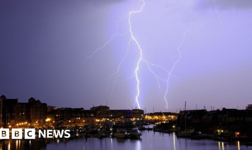 Thunderstorm warning for England and east Wales