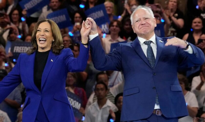 Erstmals seit ihrer Nominierung als demokratisches Kandidatenduo für die Präsidentenwahl wollen Kamala Harris und Tim Walz ein I