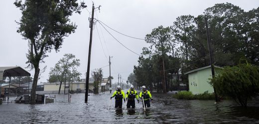 USA: Hurrikan »Debby« trifft Florida mit Wind und Regen - Wassermassen verursachen Schäden