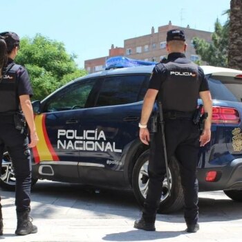 Un detenido en Vigo por amenazar a su pareja y a varios policías con una motosierra