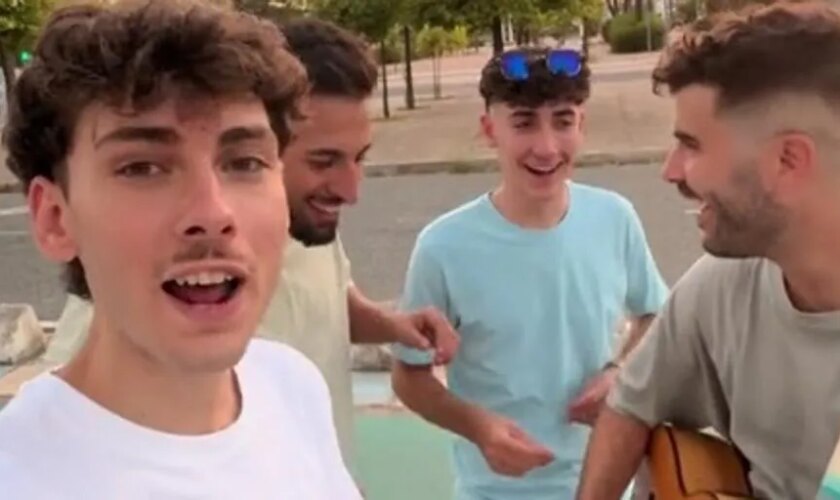 Unos sevillanos baten récord en TikTok con una canción: más de 5 millones de visitas en una semana