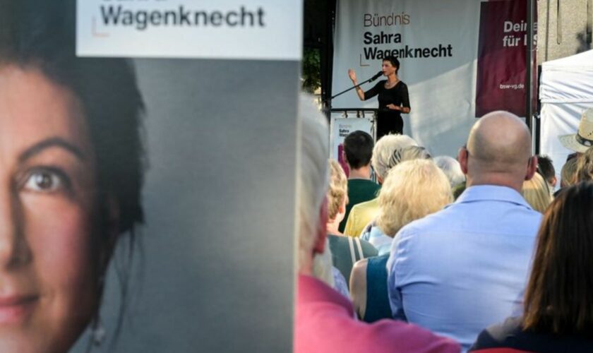 Sahra Wagenknecht spricht bei einer Wahlkampfveranstaltung in ihrer Geburtsstadt Jena. Foto: Hannes P. Albert/dpa