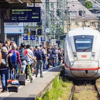 Wie kommt die Deutsche Bahn wieder in die Spur?