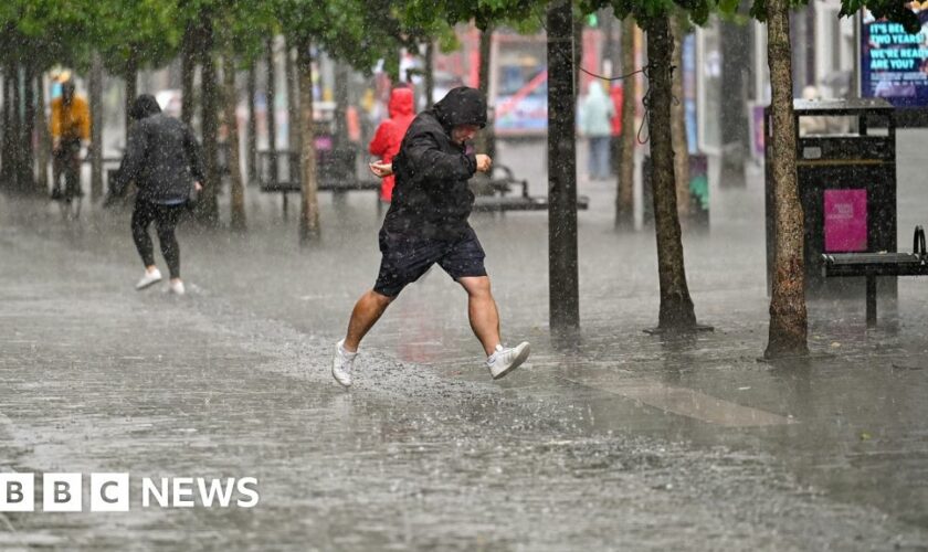 Yellow weather warning issued for heavy rain in parts of Scotland