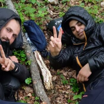 Zwei Iraner fliehen viele Tage zu Fuß nach Deutschland