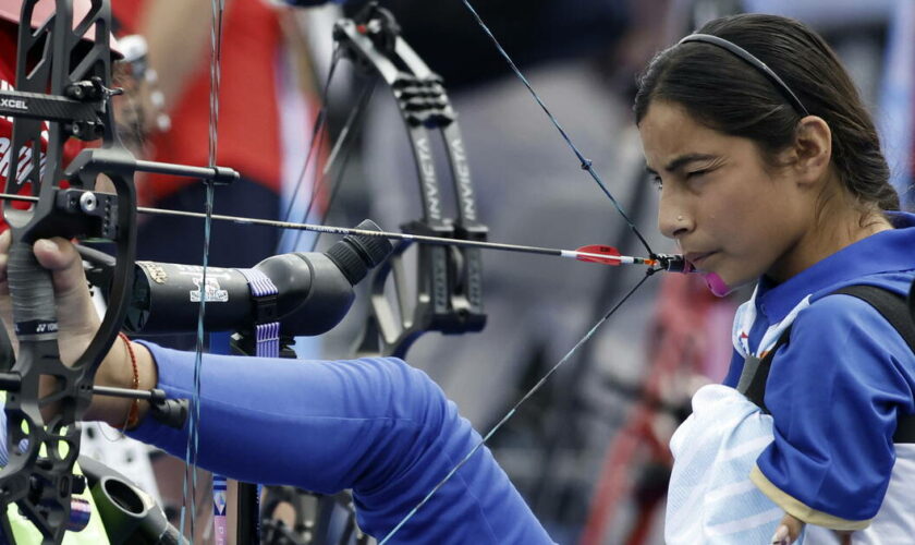 Jeux paralympiques 2024 : tir avec les pieds, avec la bouche… Au para tir à l’arc, venez comme vous êtes